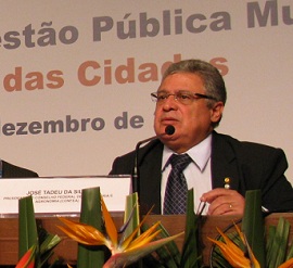 Presidente do Confea - eng. civ. José Tadeu