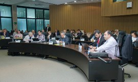 O conselheiro federal e coordenador da CEF, João Francisco dos Anjos (à dir.), e o advogado e assistente da CEF, João de Carvalho