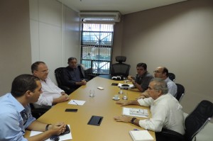 Reunião entre integrantes do Sinter/SE e o vice-governador Belivaldo Chagas (Foto: Divulgação)