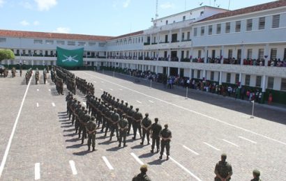 Crea-SE participa das comemorações pelos 100 anos do 28º BC no Estado de Sergipe