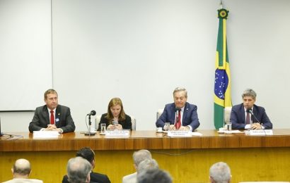 Confea participa da definição da agenda 2018 da Frente Parlamentar