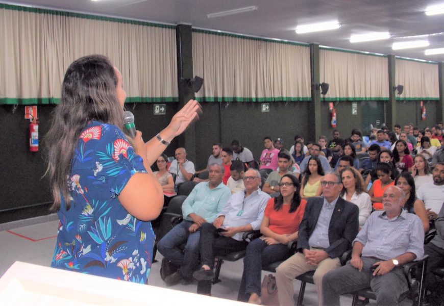 Crea-SE reúne profissionais e estudantes da Faculdade Pio Décimo  para debater sobre   formação profissional da Engenharia e da Agronomia