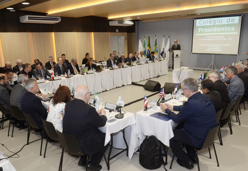 Colégio de Presidentes: PEC 108 em discussão no primeiro dia de reunião