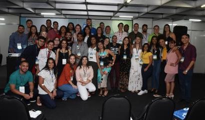 Estudantes e professores visitam estandes e conhecem trabalhos científicos do Contecc