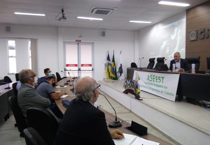 Renovação de um terço é tema de reunião entre o Crea-SE e a ASEEST