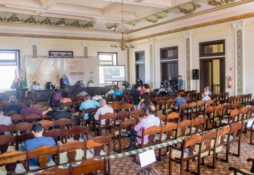 Crea-SE toma posse no Comitê da Bacia do Rio São Francisco Crea-SE toma posse no Comitê da Bacia do Rio São Francisco