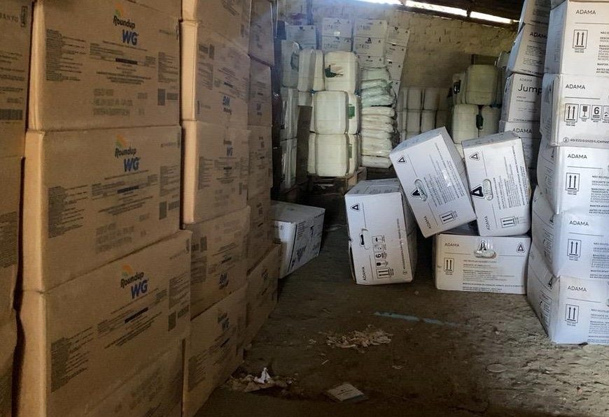 FPI em Aquidabã localiza quase 20 mil litros de agrotóxicos armazenados irregularmente