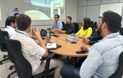 Engenheiros eletricistas, Crea-SE e Energisa discutem procedimentos para projetos de usinas solares
