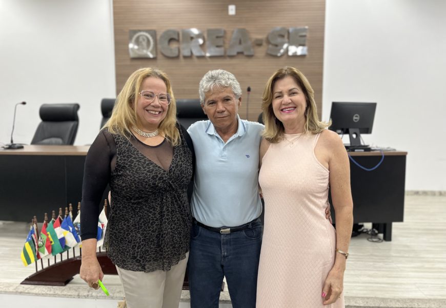 Homenagens marcam Dia do Servidor Público no Crea-SE
